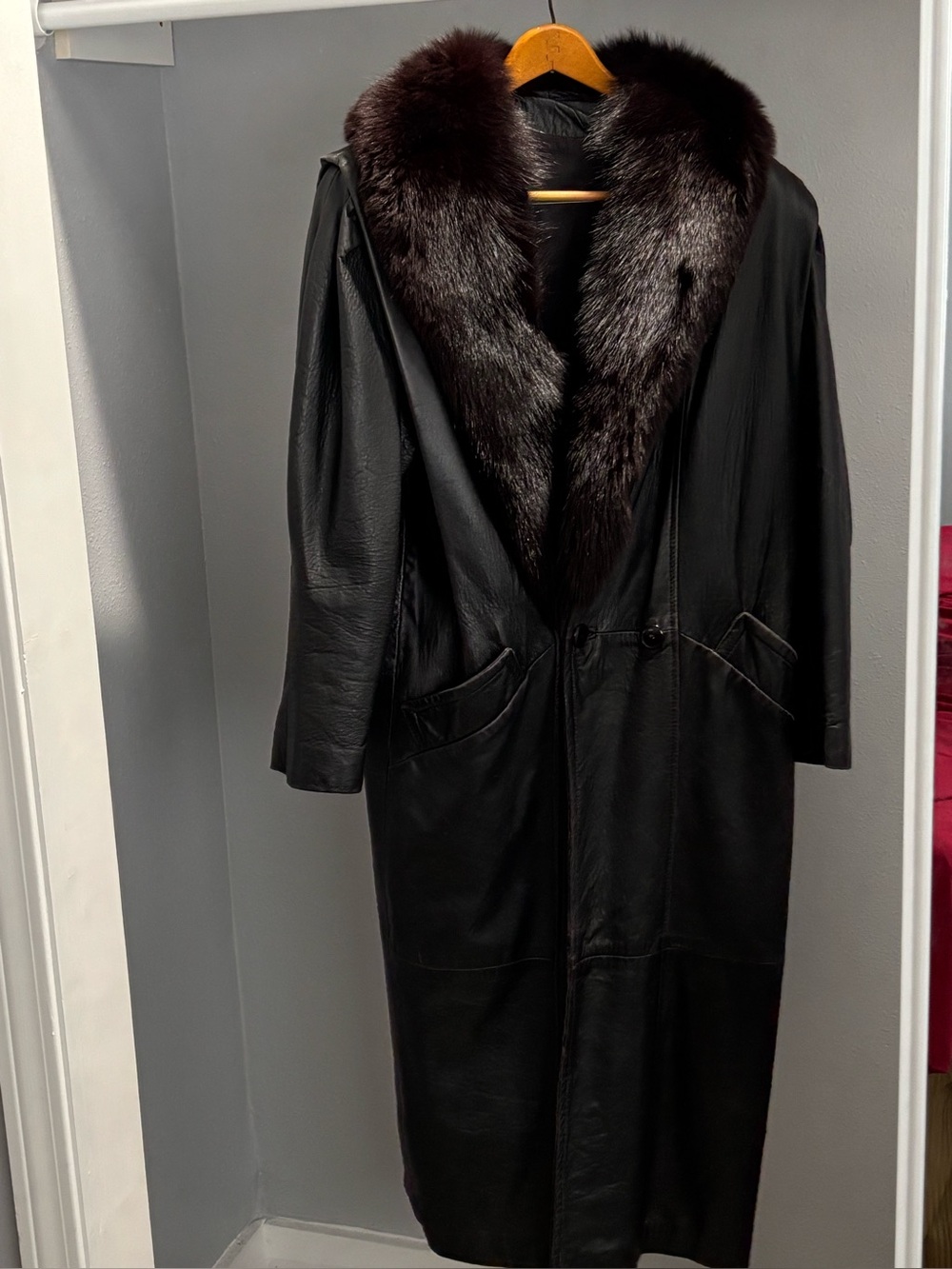 Black Leather Long Coat with Dark Brown Fur Collar - Elegant Women's Outerwear